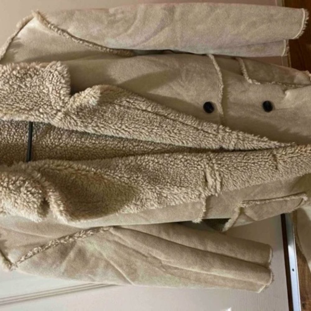 MODERN CHiC KHAKI DOUBLE BREASTED FAUX SUEDE TEDDY COAT - Picture 7 of 9